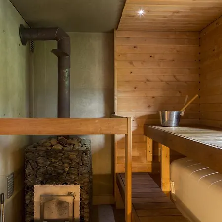 Kaevu House بارنو