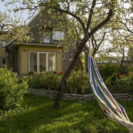 Kaevu House Holiday home *