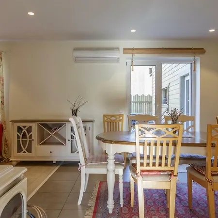Kaevu House بارنو