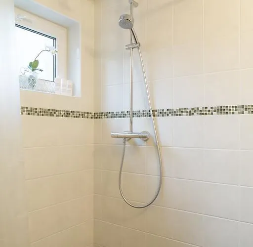 Kaevu House بارنو