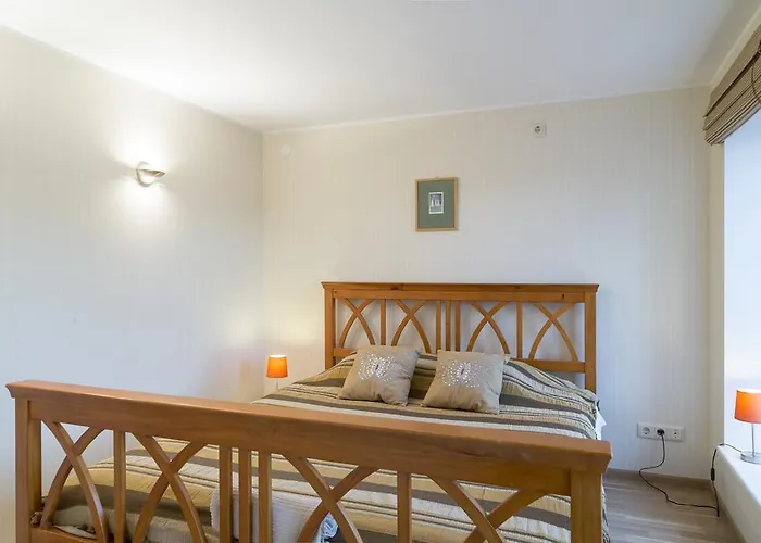 Kaevu House * بارنو