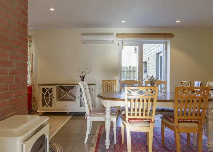 Kaevu House بارنو